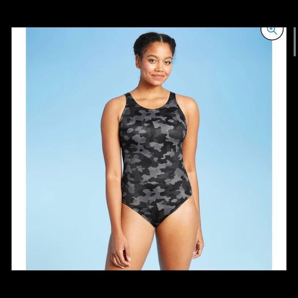 ALL In Motion Sz Medium One Piece NWT - Picture 1 of 2